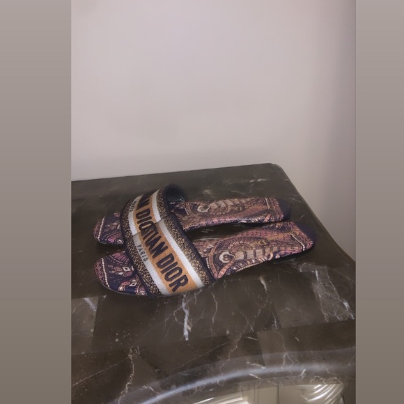 Christian Dior slides - Picture 2 of 5